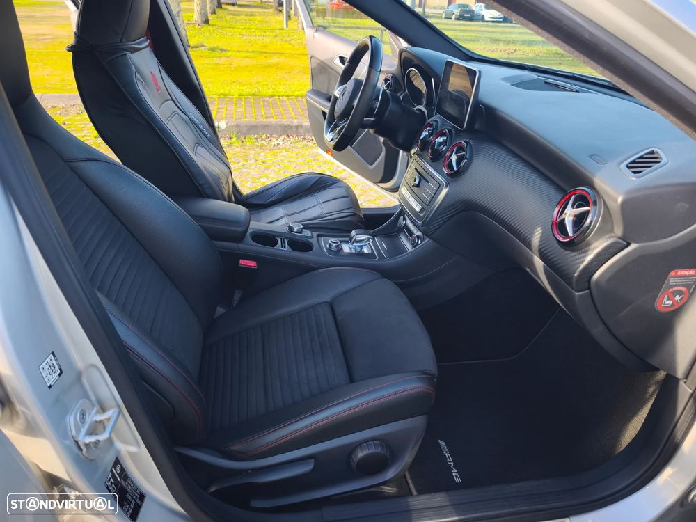 Mercedes-Benz A 45 AMG 4-Matic - 11