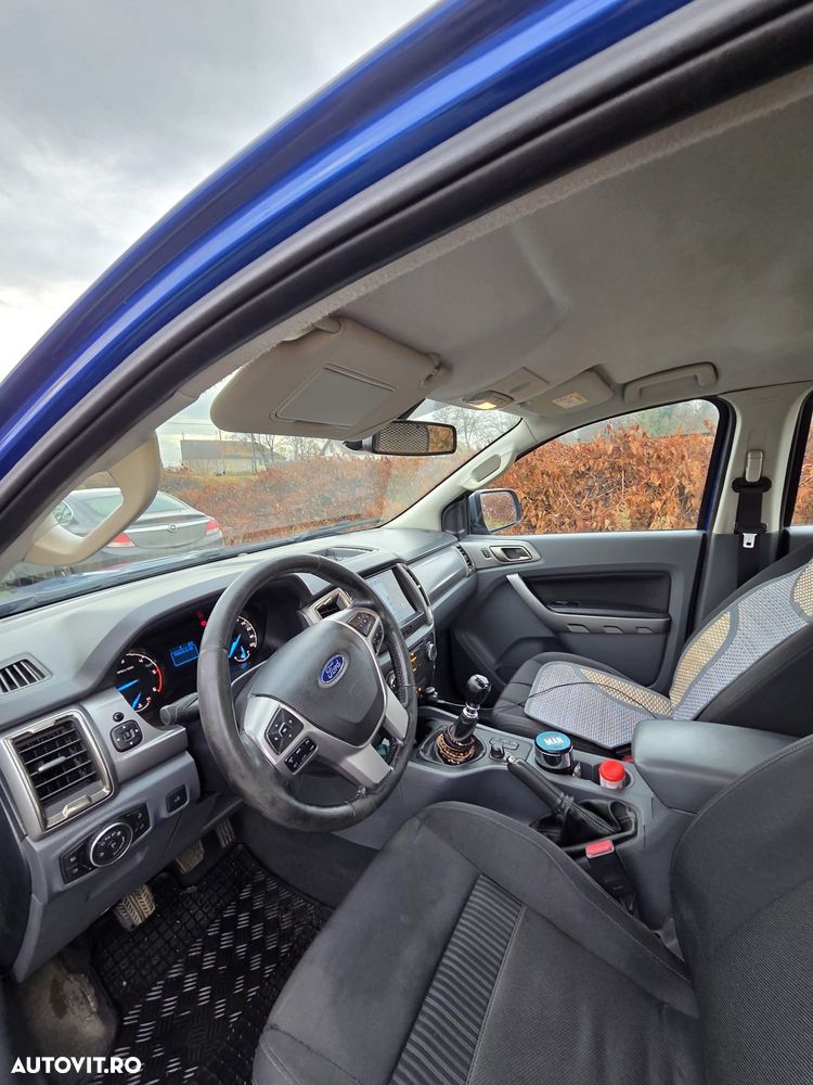 Ford Ranger Pick-Up 2.2 TDCi 4x4 Cabina Dubla XLT - 9
