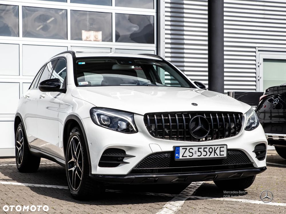 Mercedes-Benz GLC - 12