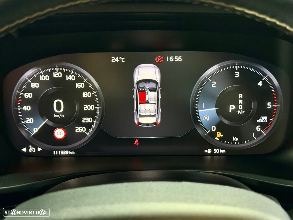 Volvo XC 40 2.0 D3 R-Design Geartronic - 40