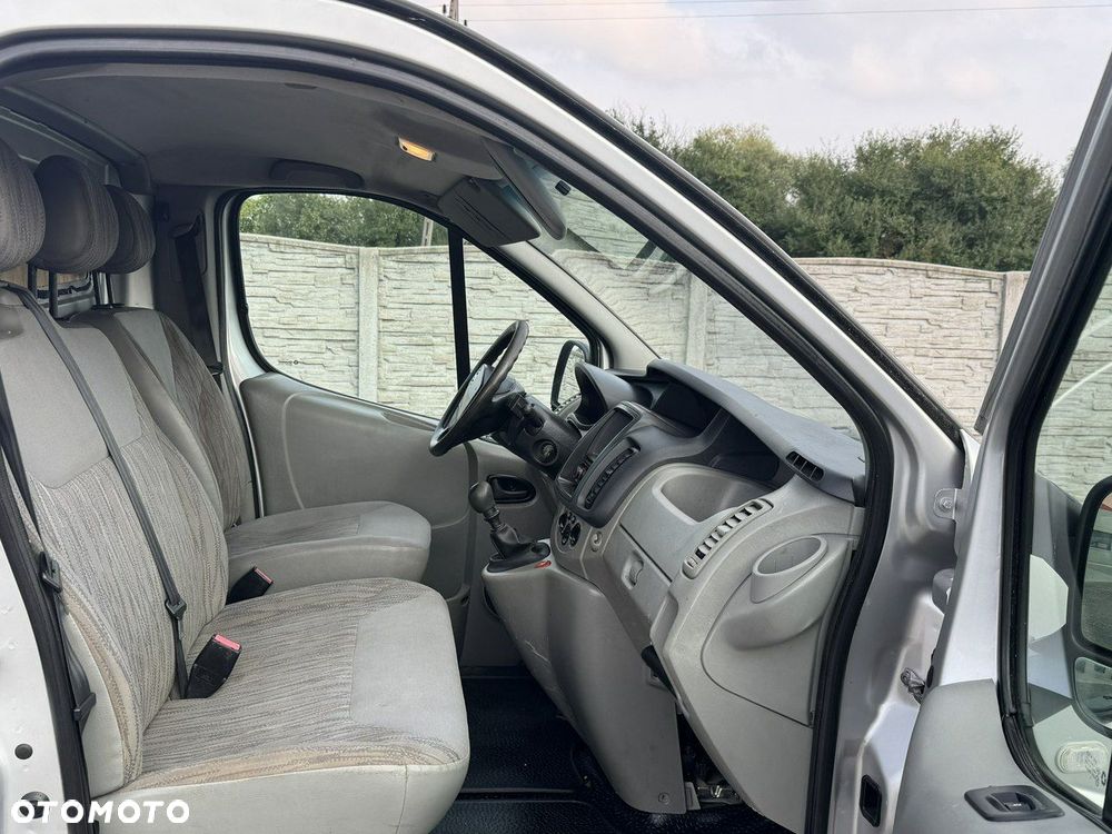 Nissan Interstar - 9