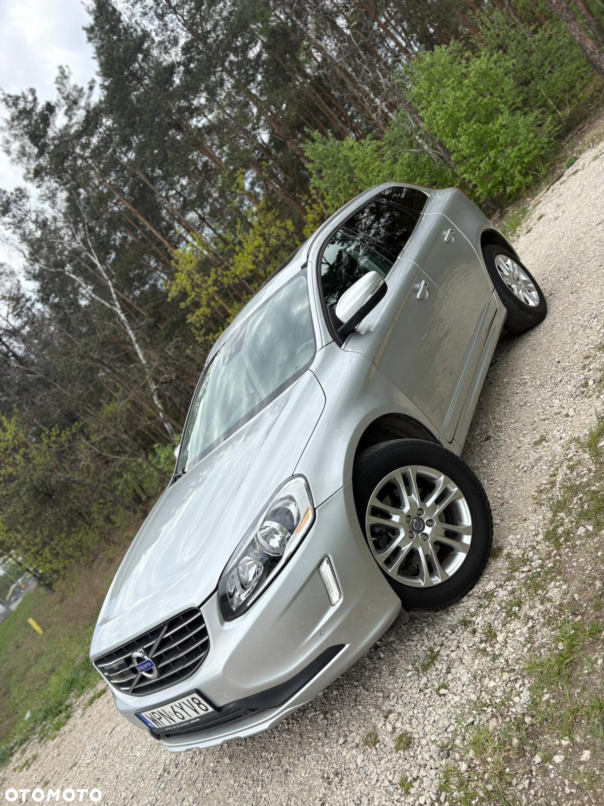 Volvo XC 60 - 4