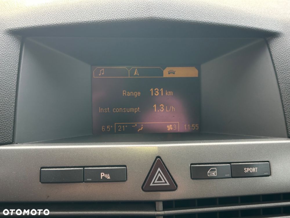 Opel Astra 2.0 T Cosmo - 29