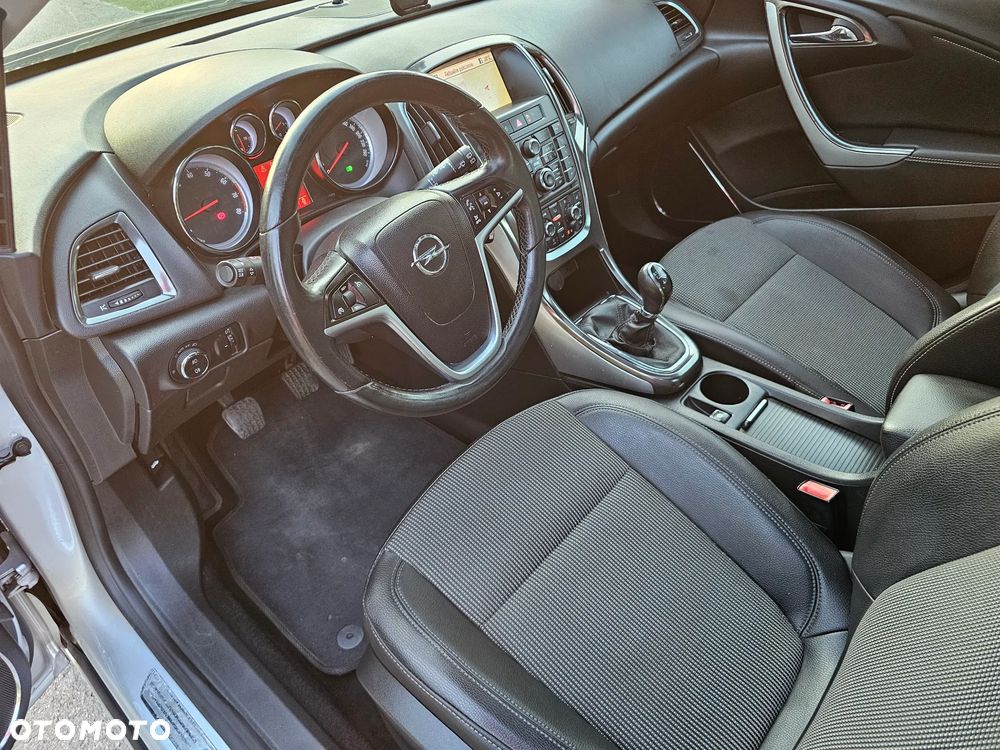 Opel Astra - 9