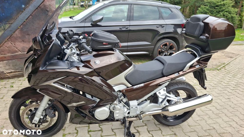 Yamaha FJR - 12