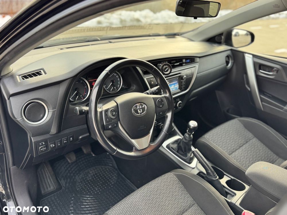 Toyota Auris 1.4 D-4D Premium EU5 - 15