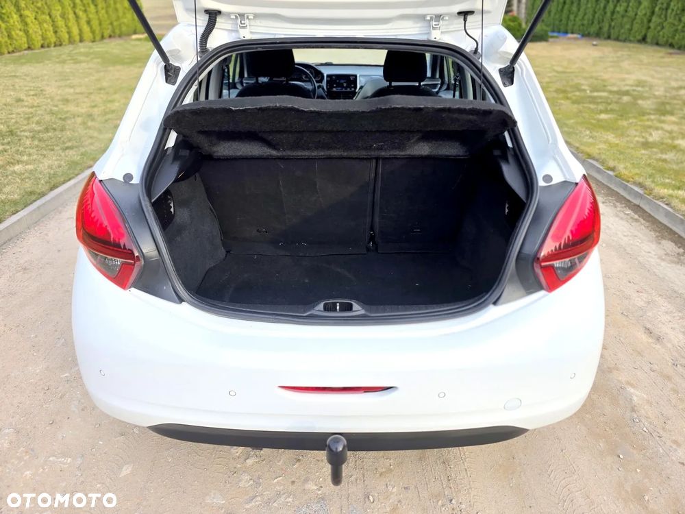 Peugeot 208 PureTech 82 Start & Stop Style - 13