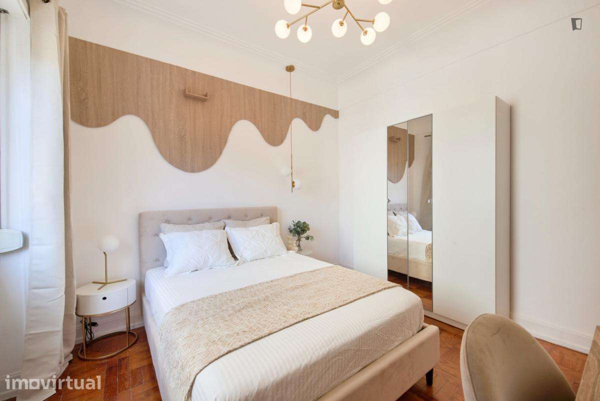 Quarto - localizado em Princípe Real Lisbon - Grande imagem: 4/27