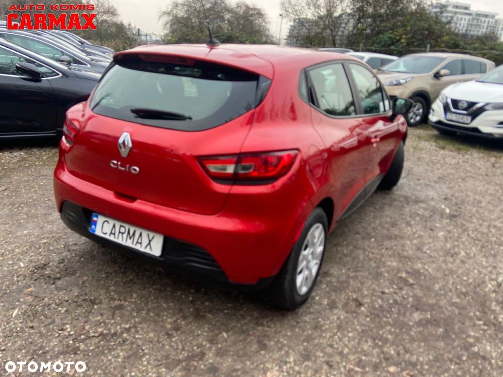 Renault Clio 1.2 16V Limited - 11