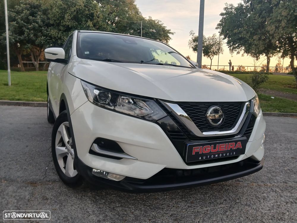 Nissan Qashqai 1.3 DIG-T N-Connecta J18 - 3