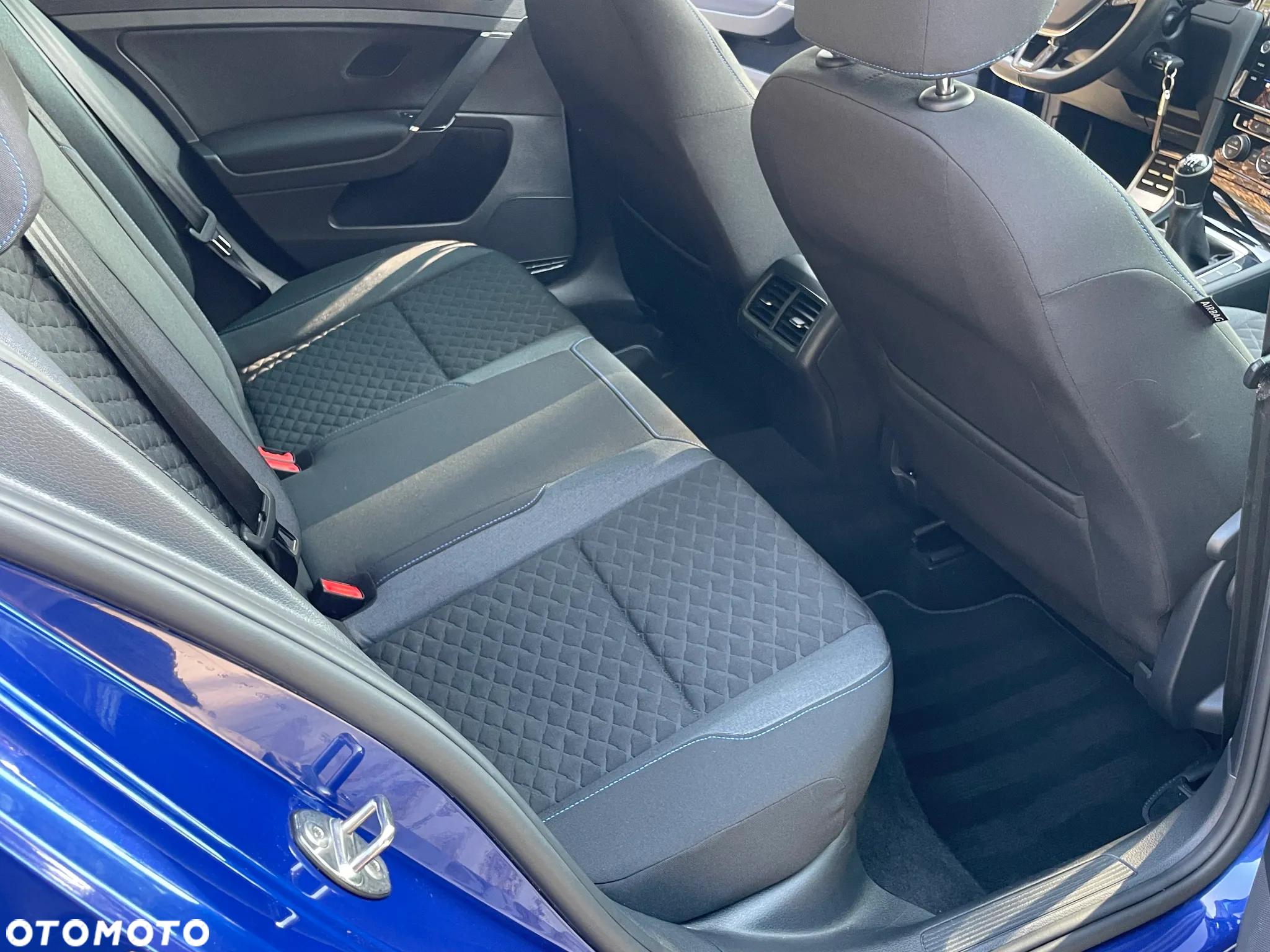 Volkswagen Golf 2.0 TDI Join - 12
