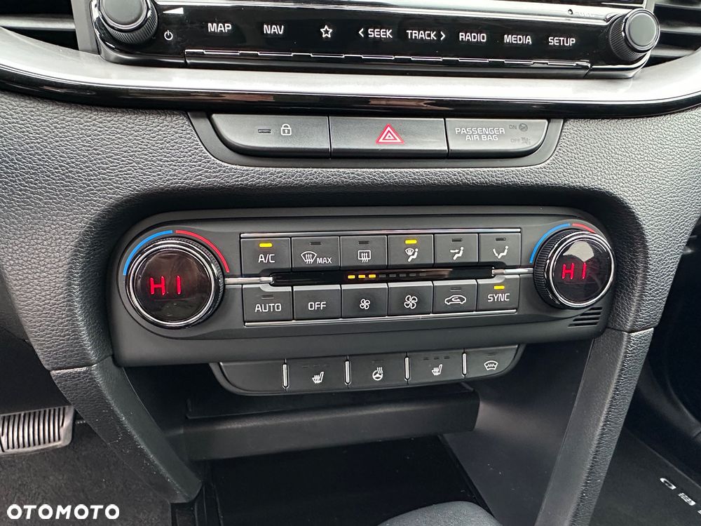 Kia XCeed 1.4 T-GDI L Business Line DCT - 24