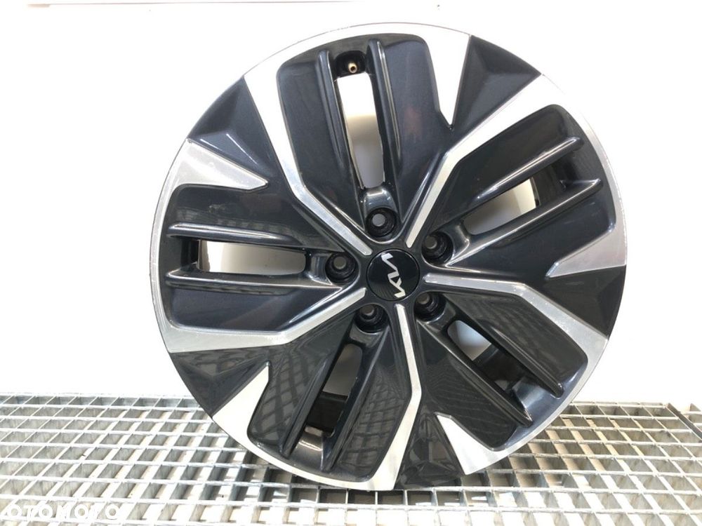 FELGI ALU KOMPLET 19 7.5J 5X114,3 67 ET54.5  KIA EV6 (CV) 2021 - 2022 77 AWD 239 kW [325 KM] - 18
