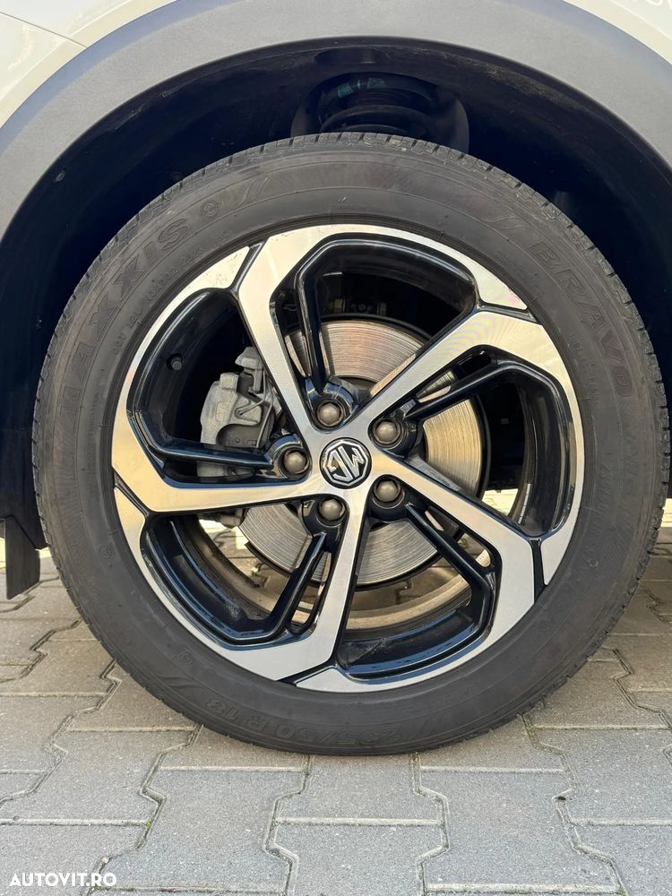 MG EHS 1.5 T-GDi AT PHEV Exclusive - 7