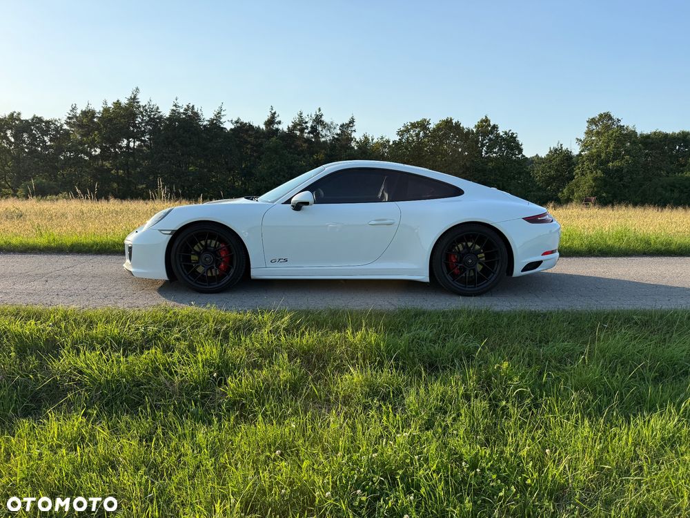 Porsche 911 Carrera 4 GTS PDK - 5