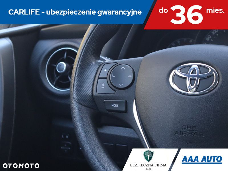 Toyota Auris - 18