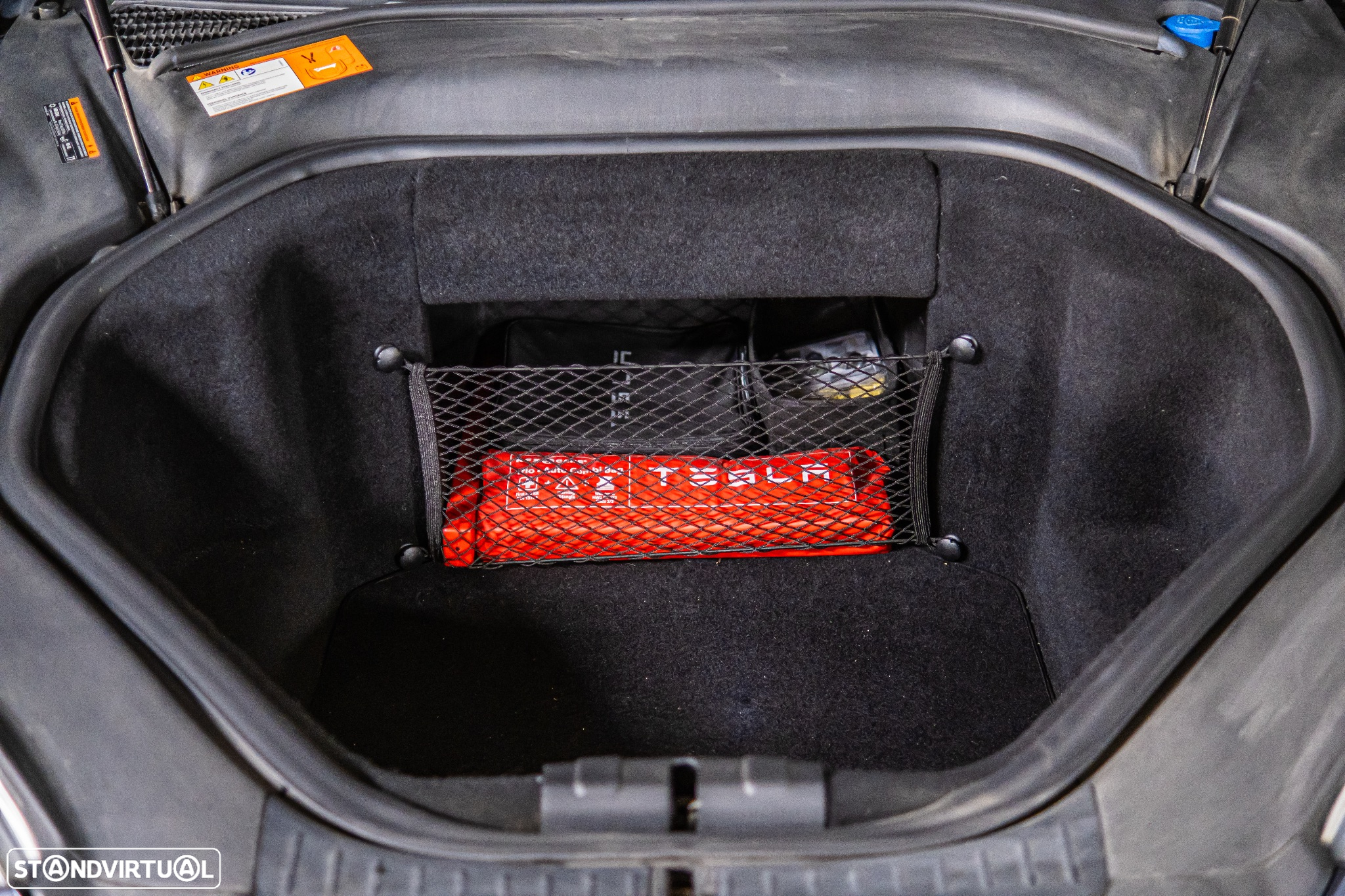 Tesla Model S 85 - 23