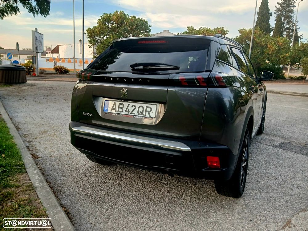 Peugeot 2008 1.2 PureTech Allure - 9