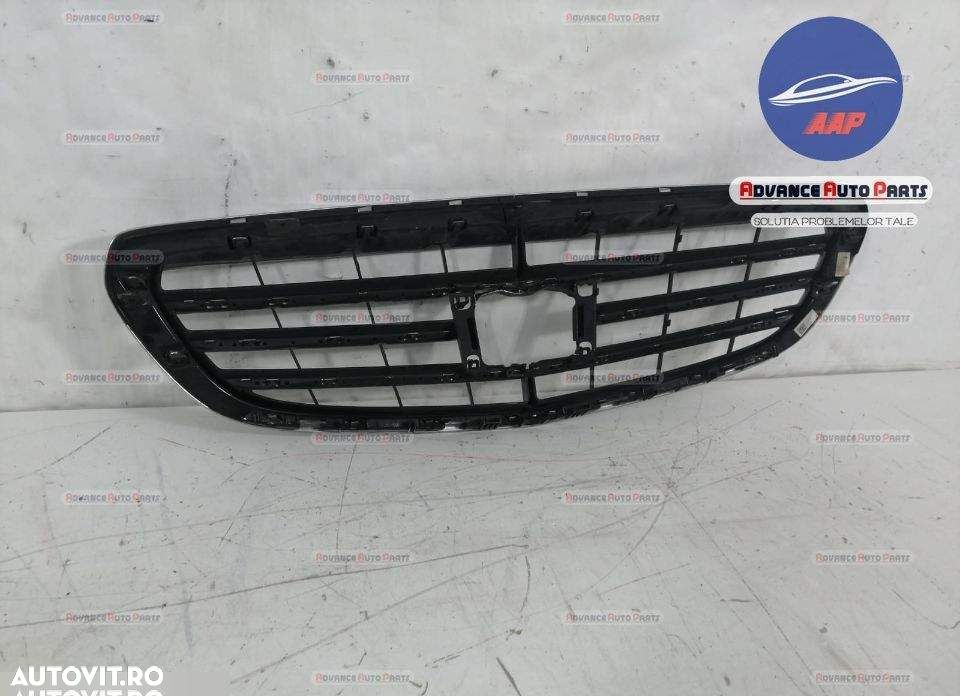 Grila Centrala Distronic Mercedes-Benz  C-Class W205/S205/C205 [2014 - - 4