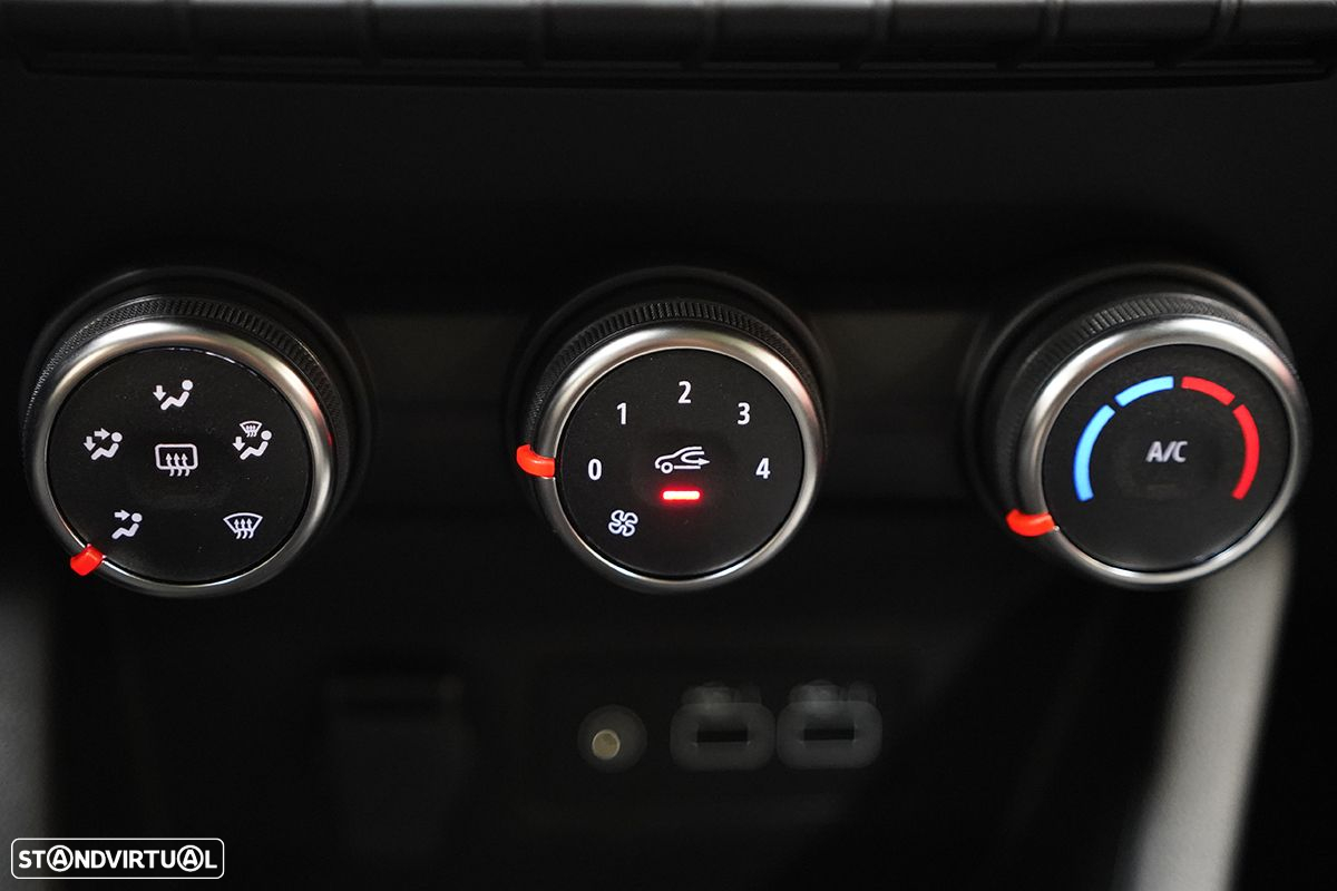Renault Clio 1.0 TCe Evolution Bi-Fuel - 12