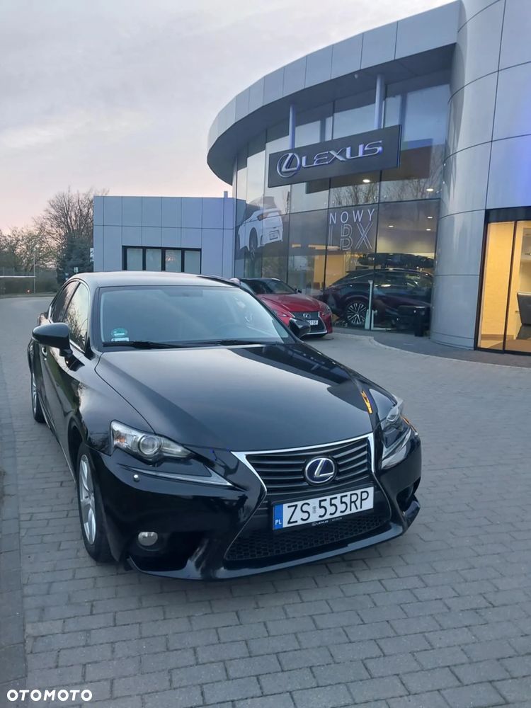 Lexus IS 300h Elegance - 1