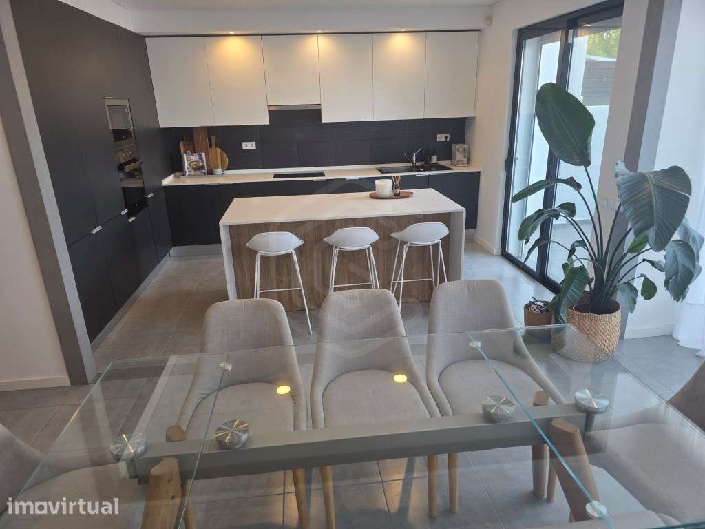 Moradia V3, vista mar e serra, Olhão, Algarve - Grande imagem: 3/39