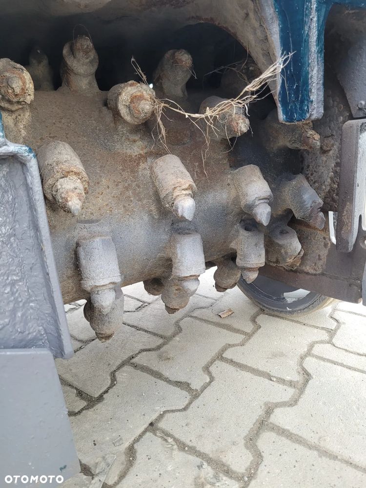 Wirtgen W 35 - 21