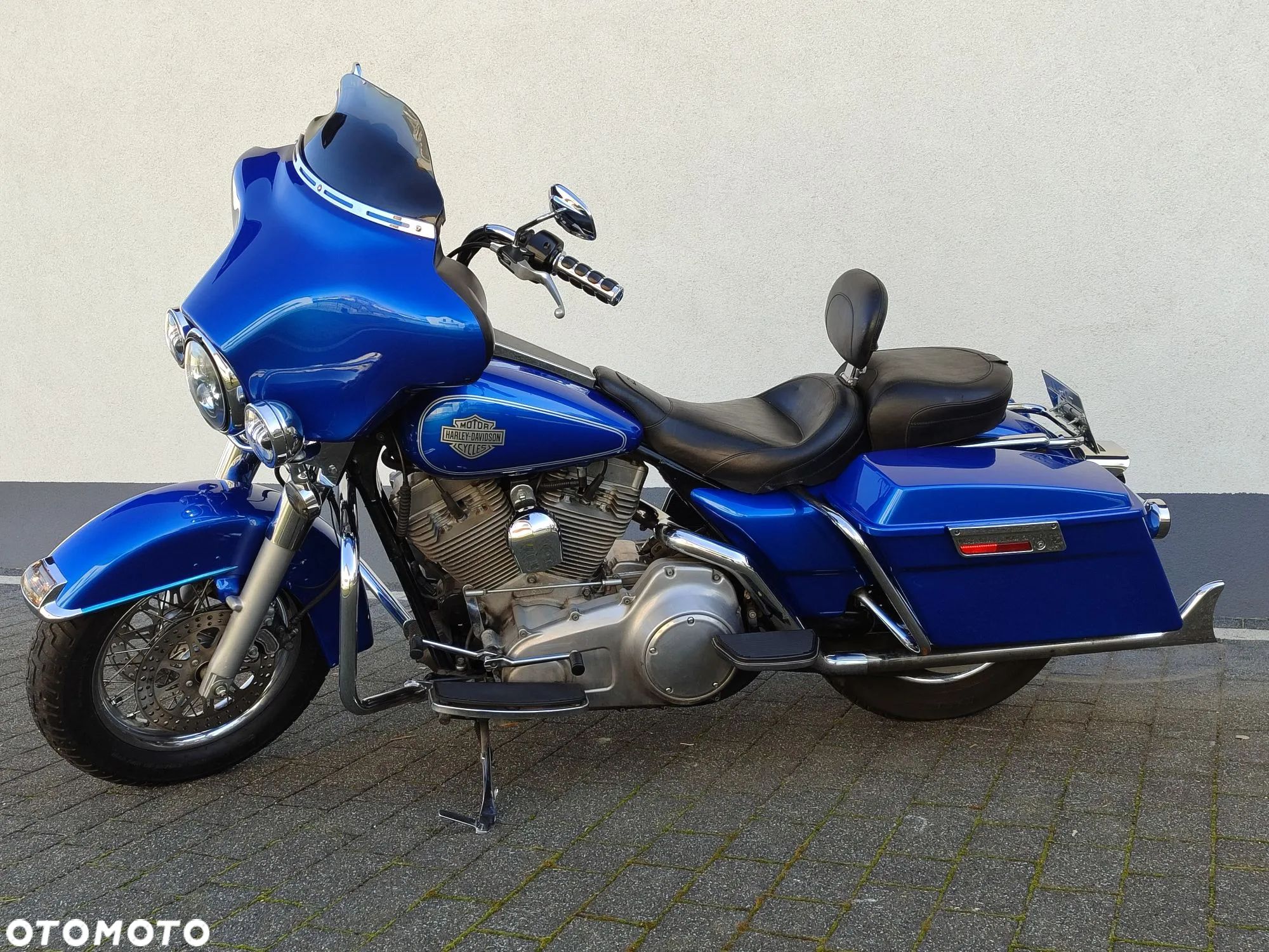 Harley-Davidson FLHS Electra Glide - 1