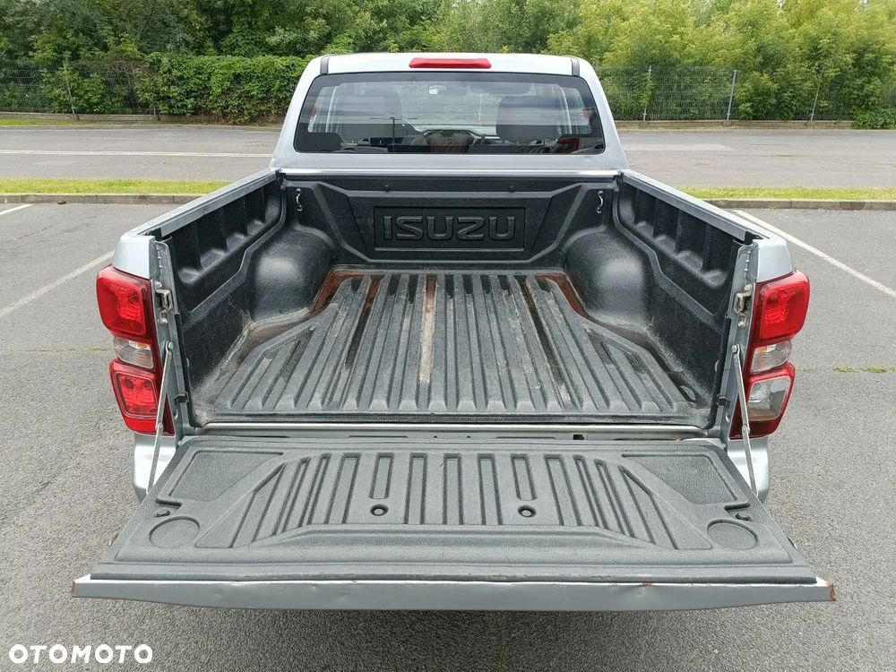 Isuzu D-Max 1.9 DC LS - 9