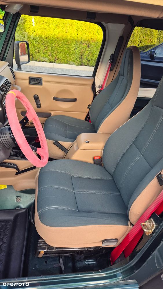 Jeep Wrangler 4.0 Sahara - 12