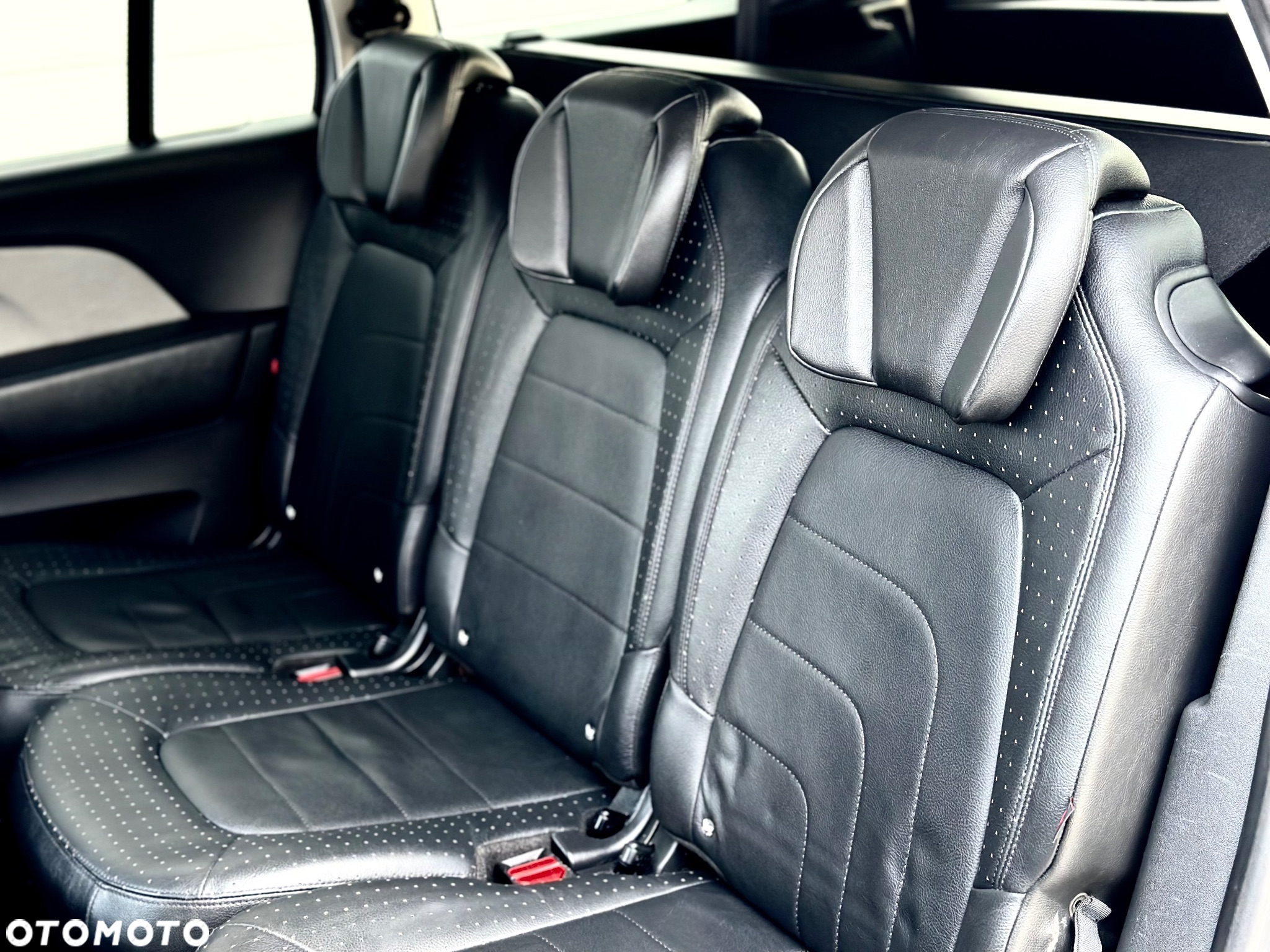 Citroën C4 Grand Picasso BlueHDi 150 EAT6 Exclusive - 30