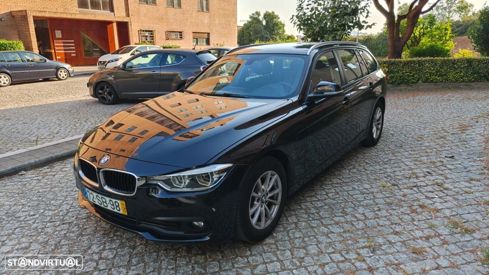 BMW 320 d Advantage Auto — fotografia 2