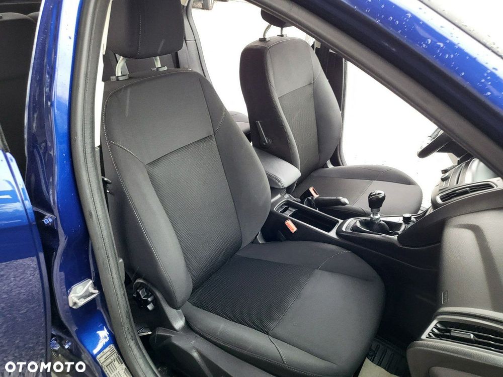 Ford Focus - 21