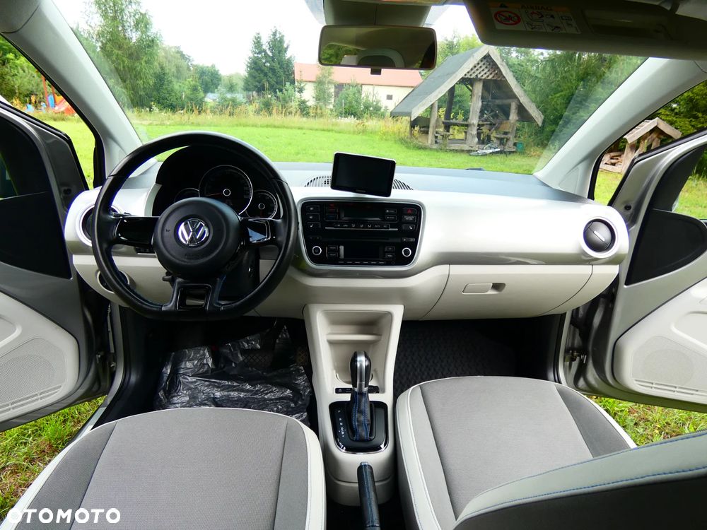 Volkswagen up! e-up - 14