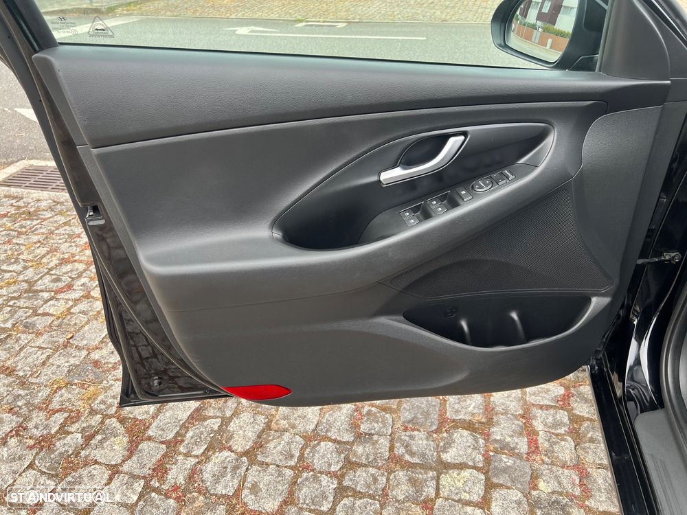 Hyundai i30 SW 1.6 CRDi Style Plus - 46