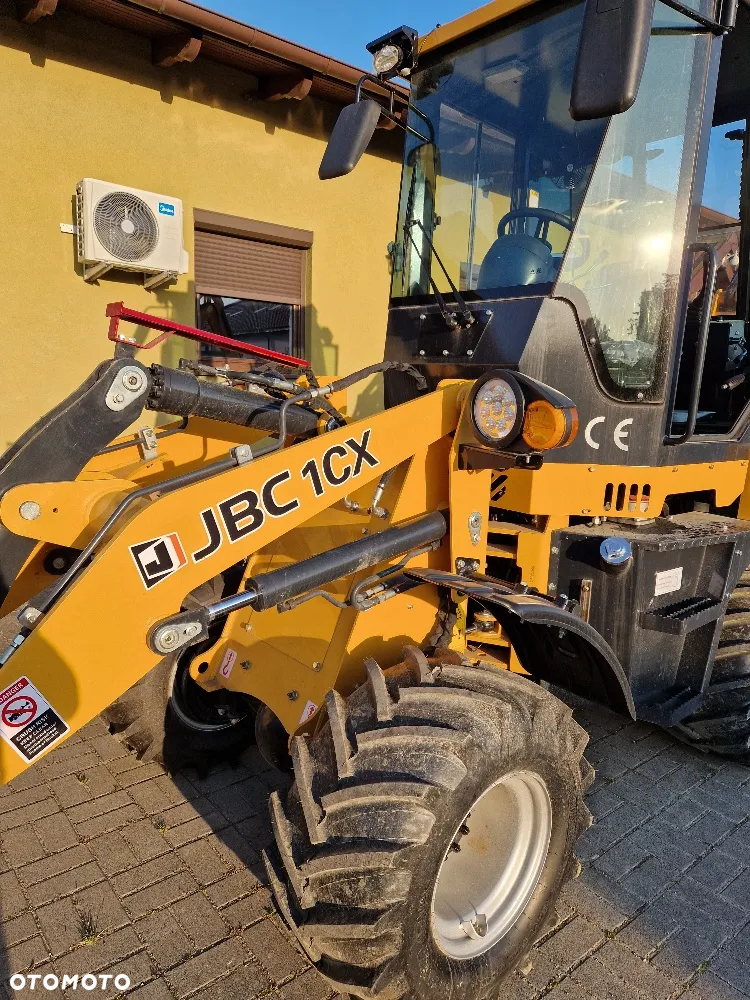 JCB 1CX - 19