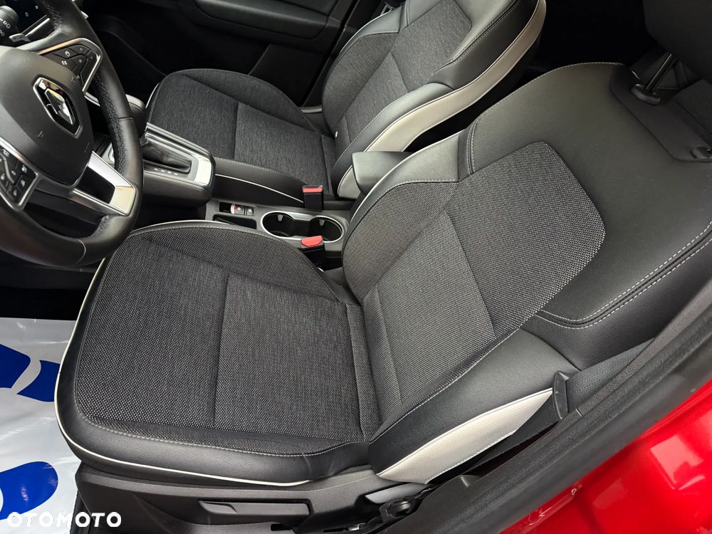 Renault Captur 1.3 TCe mHEV Techno EDC - 11