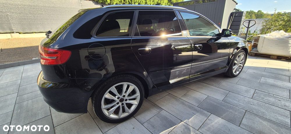 Audi A3 Sportback 2.0 TDI DPF Ambition S tronic - 4