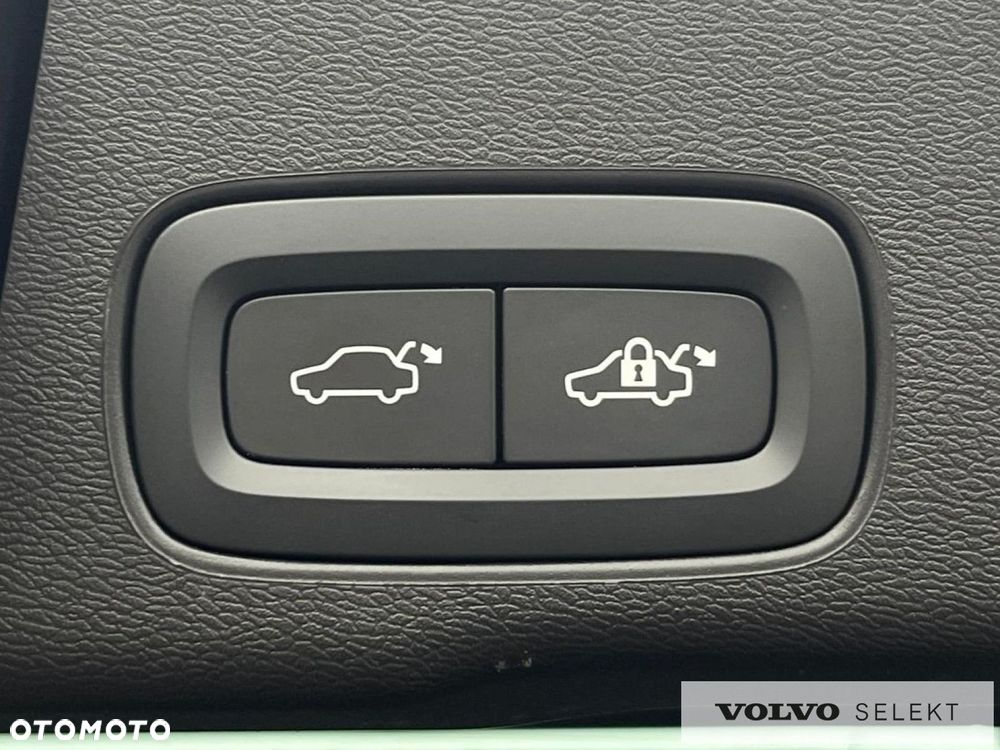 Volvo XC 60 - 35