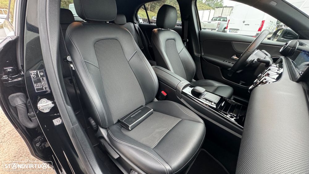 Mercedes-Benz A 250 e Style Plus - 22