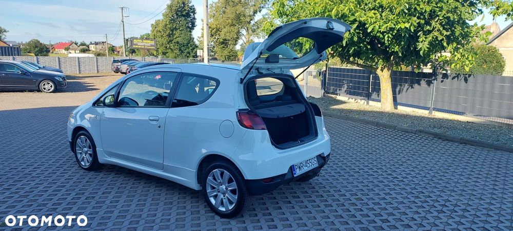 Mitsubishi Colt - 24