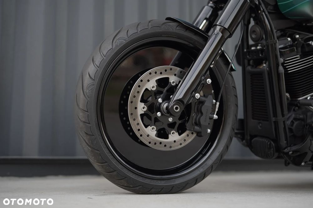 Harley-Davidson Softail Street Bob - 8