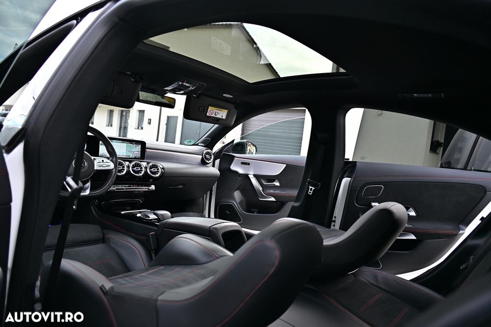 Mercedes-Benz CLA 250 7G-DCT AMG Line - 10