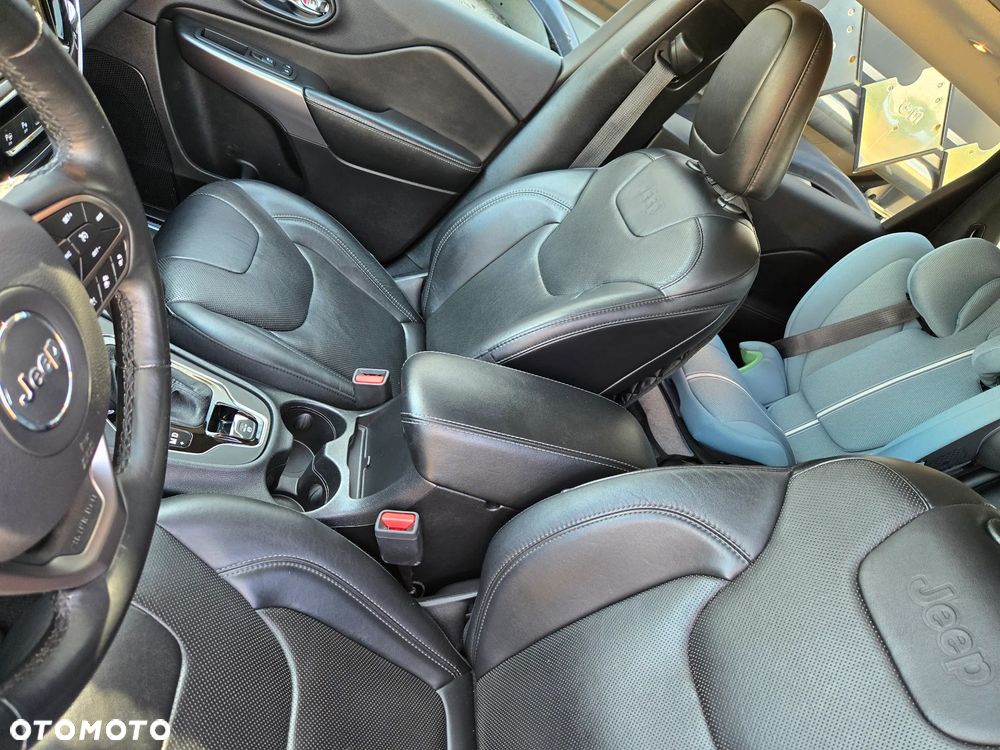 Jeep Cherokee 2.0 GME Active Drive I Limited - 14