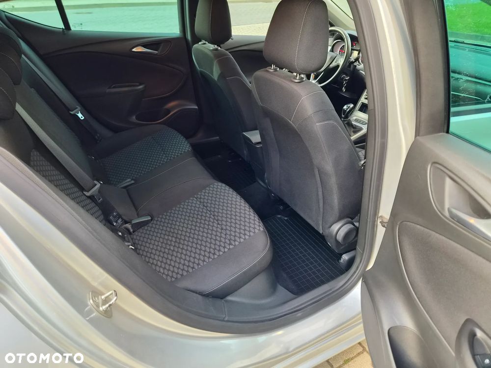 Opel Astra - 12