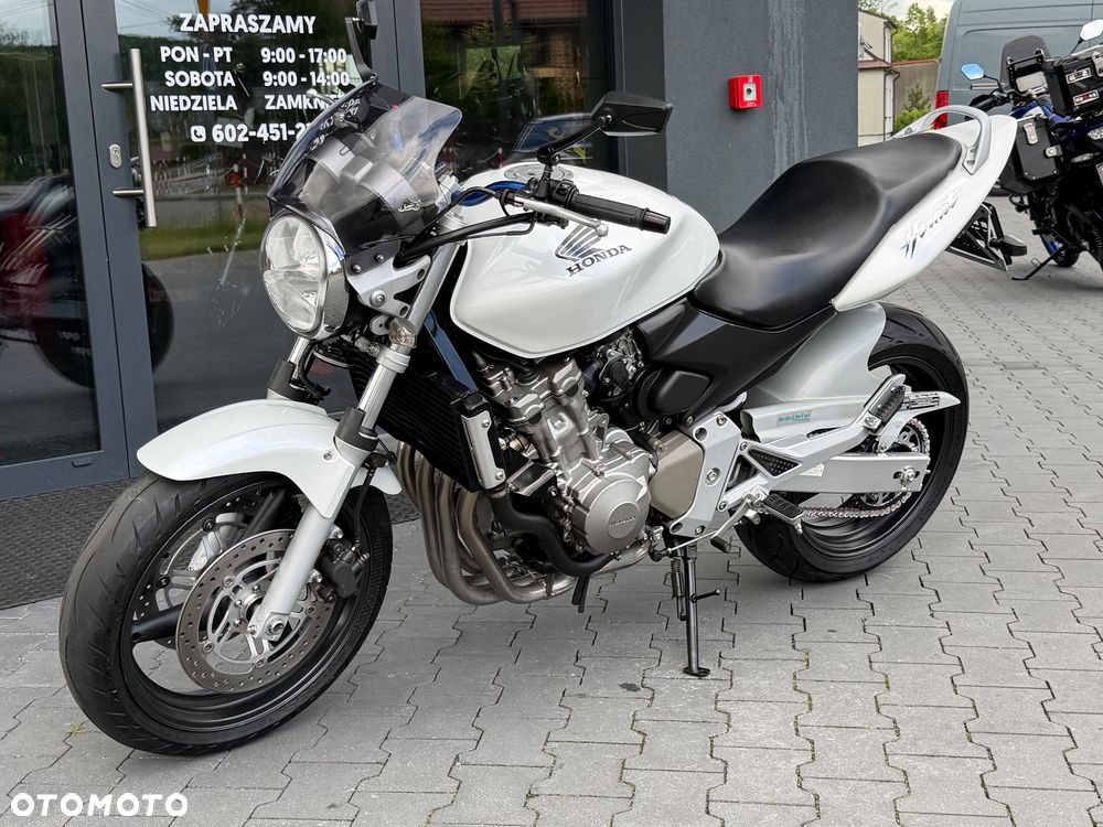 Honda Hornet - 24