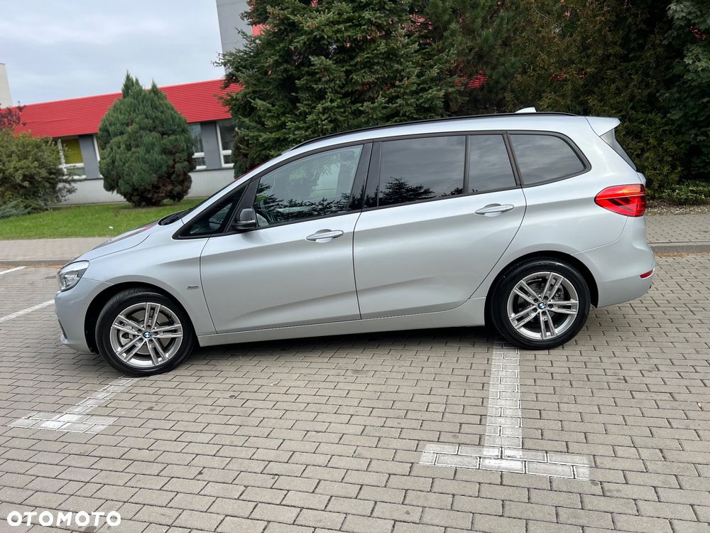 BMW Seria 2 220i Gran Tourer Sport-Aut Sport Line - 4