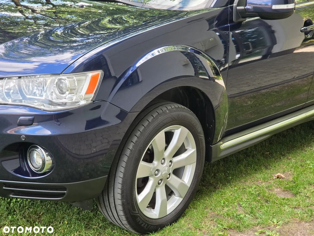 Mitsubishi Outlander 2.0 DI-D 4WD Intense - 12
