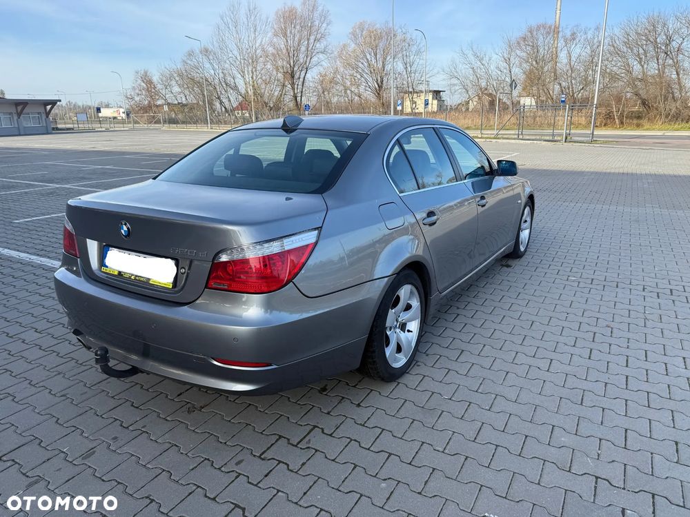 BMW Seria 5 520d - 6