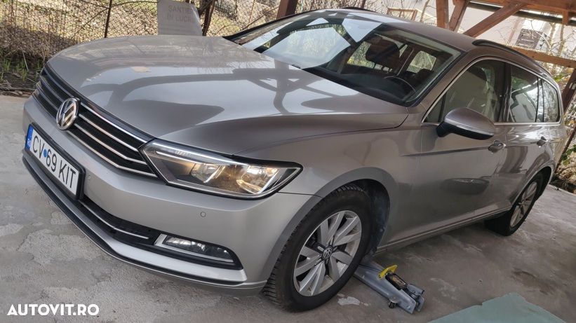 Volkswagen Passat 1.6 TDI Comfortline - 13
